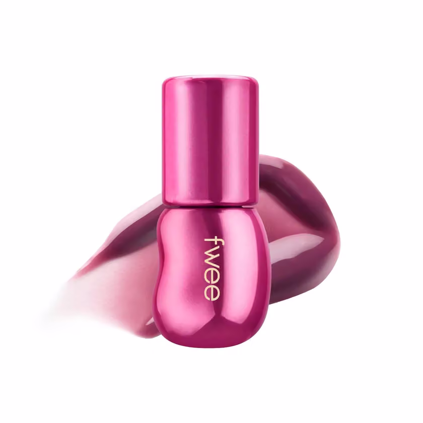 fwee 3D Voluming Gloss Taro 70% in a pink bottle with a mauve gloss swatch