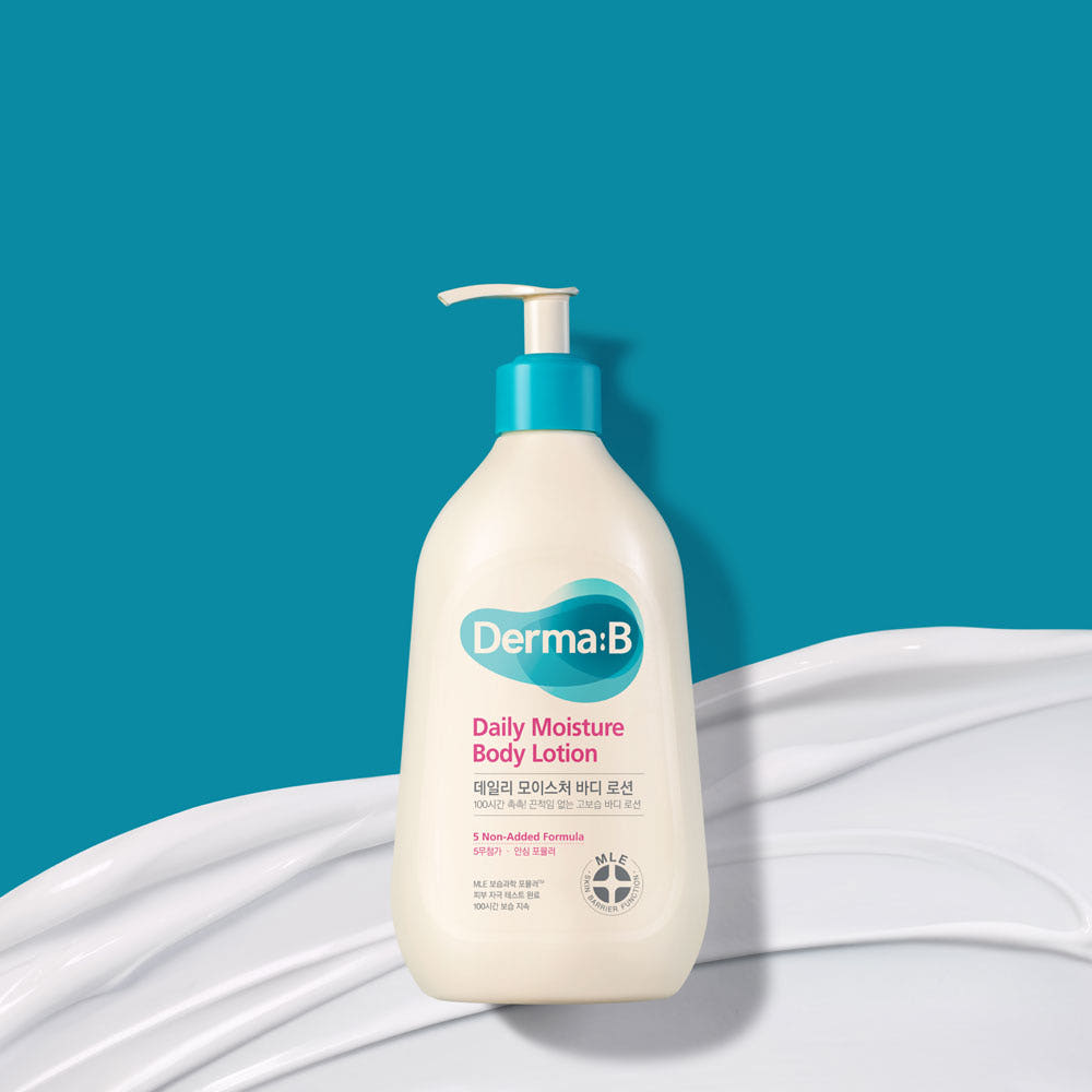 Official store alternate photograph of the earlier Daily Moisture Body Lotion front label, with cream texture on a turquoise background