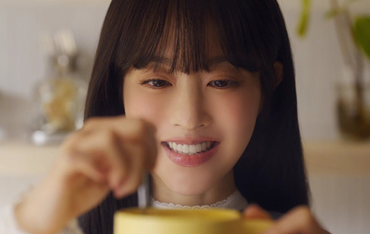 Maxim Mocha Gold · official coffee campaign, 15-second edition