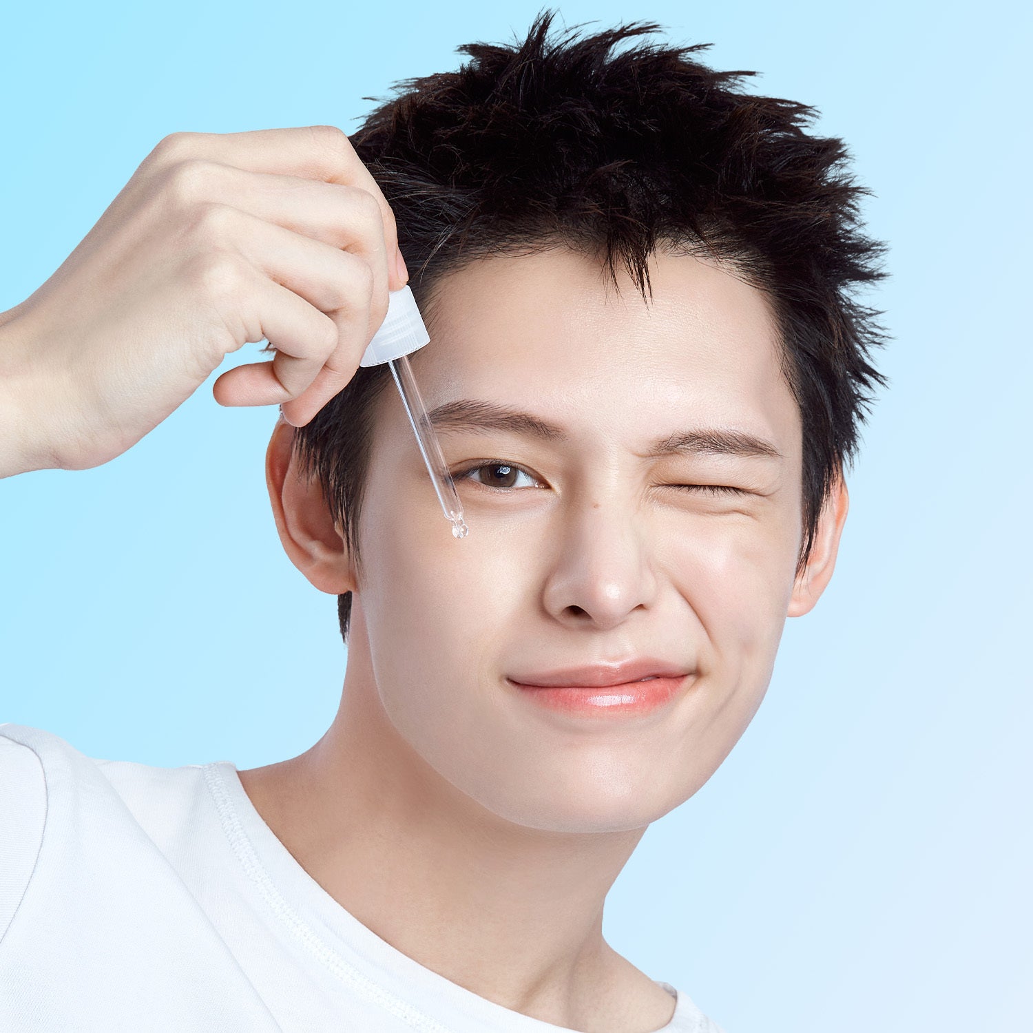 Official model demonstrating dropper application.